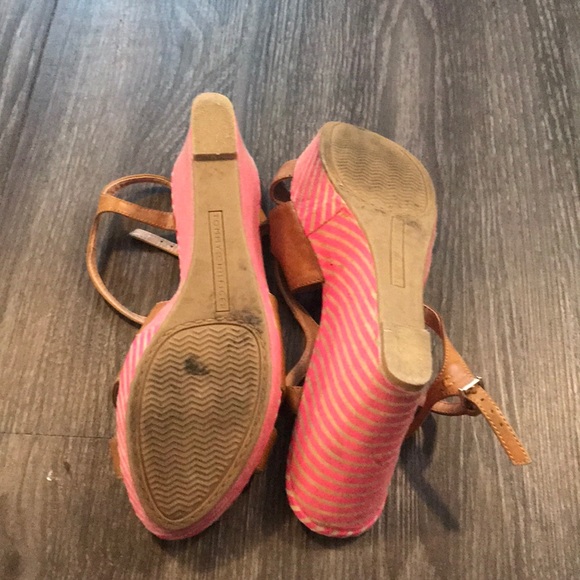 Tommy Hilfiger pink stripe wedge sandal - Picture 3 of 4